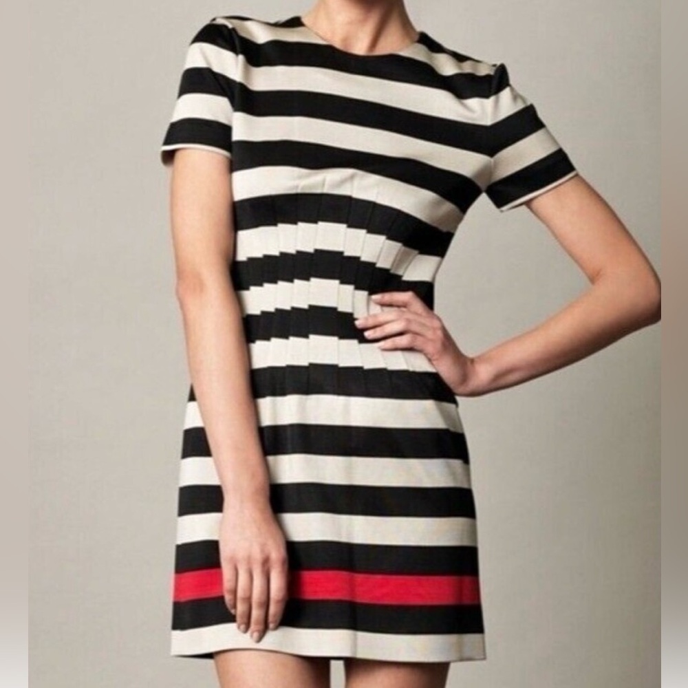 Diane von Furstenberg DVF Yazmine Striped Red Black & White Dress Size 6